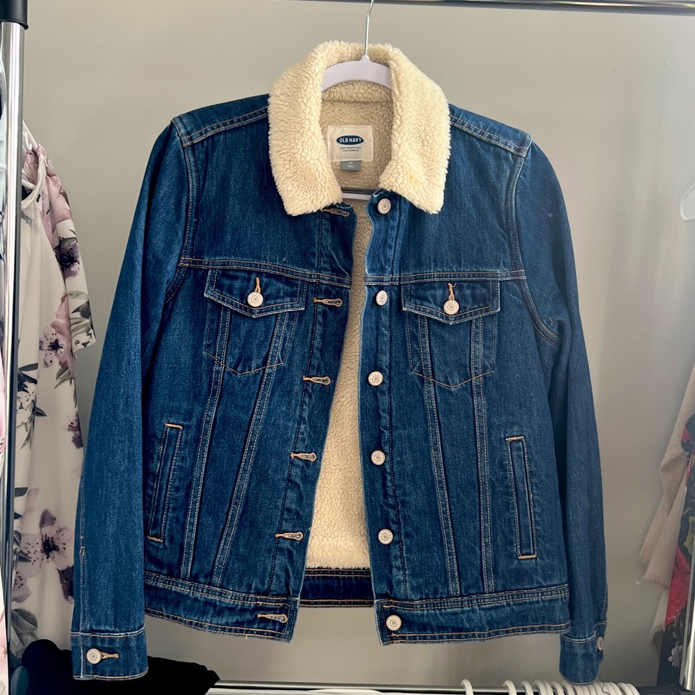 Jean Jacket with Sherpa lining / size M / Old Navy